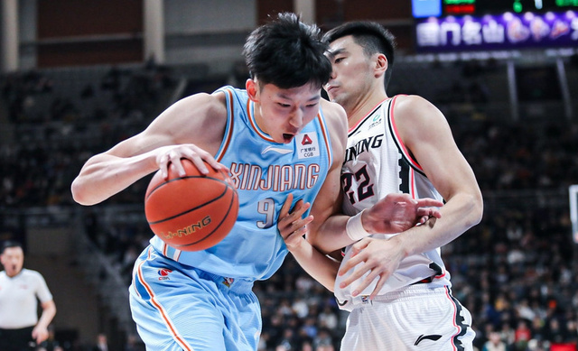 包含奥兰多魔术训练开放日，窗口期官宣签约引欢呼，葡超在即，赛程密集仍需轮换的词条